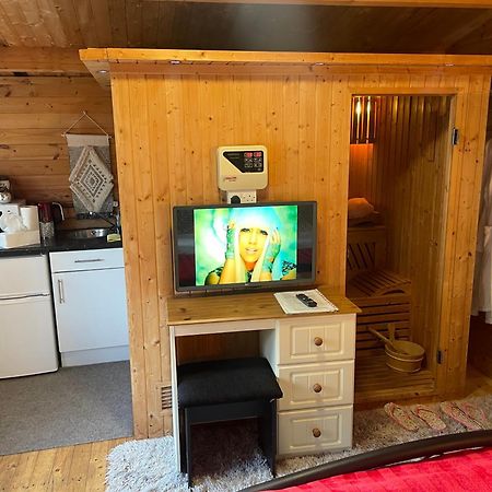 Chalet Free Sauna & Spa Superking Bed Killaloo Ngoại thất bức ảnh